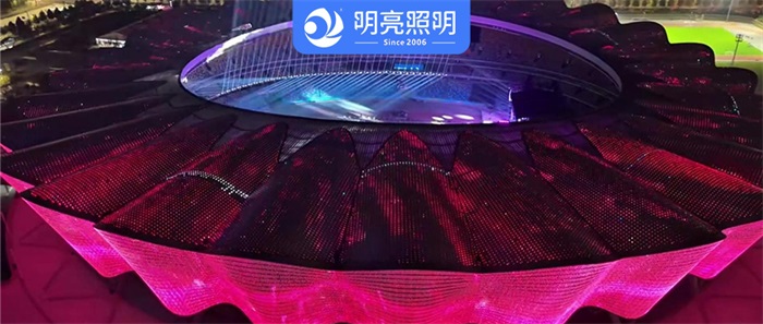 獨家亮化設(shè)計如何實現(xiàn)場館外墻大變身？