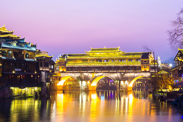什么樣的景區(qū)夜游亮化，更容易被人記??？